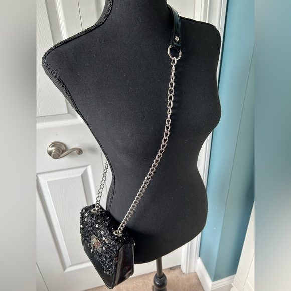 🖤Express Sequined with Chain Strap Purse - Picture 4 of 11